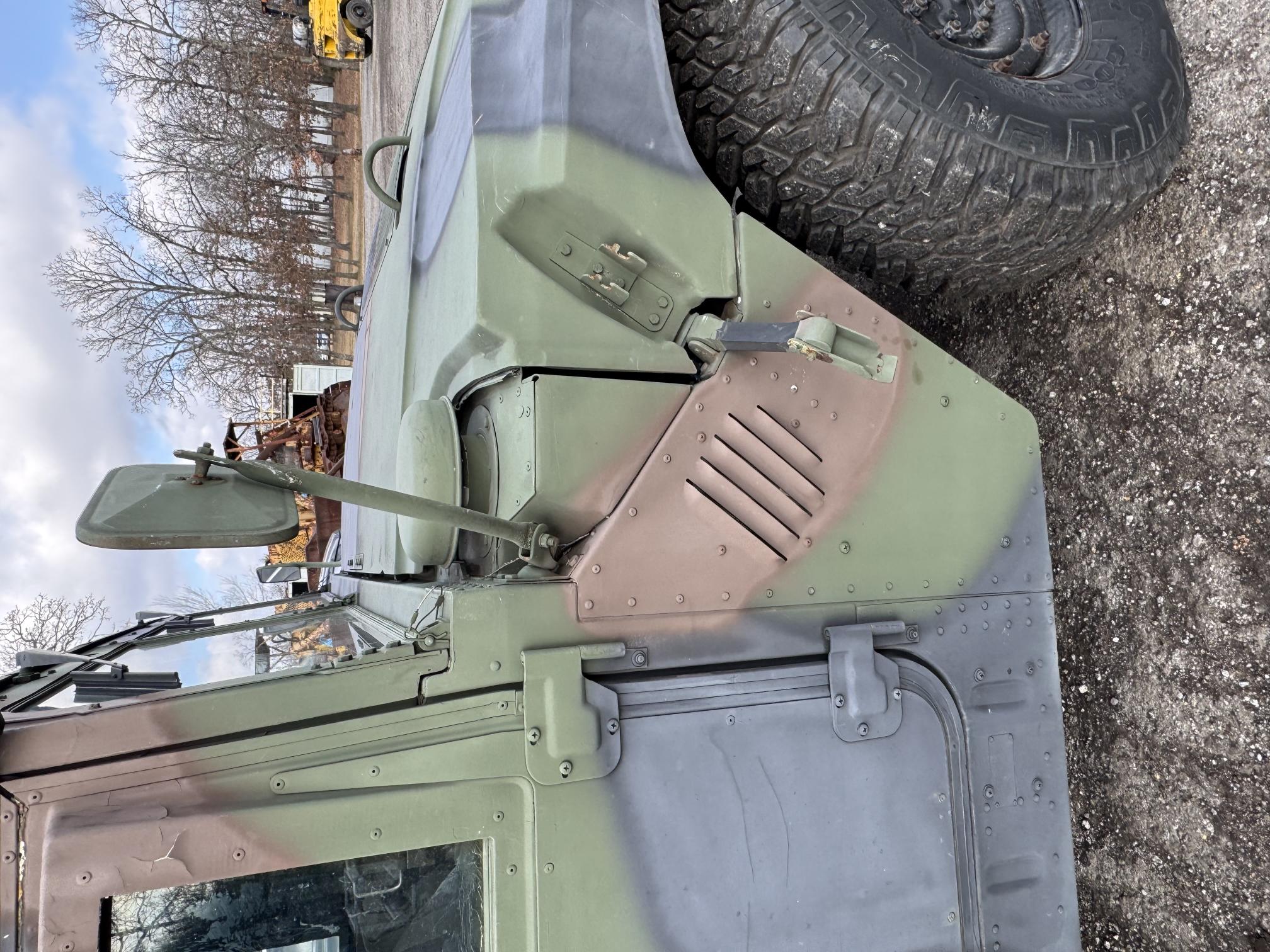 1984 AM GENERAL M998 - Image 55